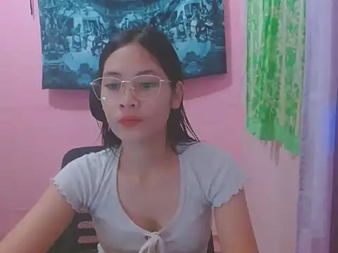 Snapshot of Sweetsexylady19 chatting on 06-26-26, 05:34 Sweetsexylady19 online show from 06-26-26, 05:34