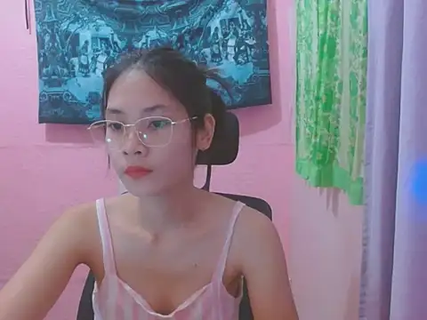 Snapshot of Sweetsexylady19 chatting on 07-05-26, 05:25 Sweetsexylady19 online show from 07-05-26, 05:25