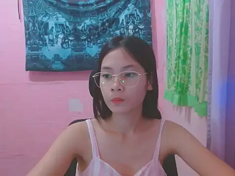 Snapshot of Sweetsexylady19 chatting on 07-07-26, 07:45 Sweetsexylady19 online show from 07-07-26, 07:45