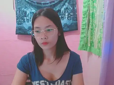 Snapshot of Sweetsexylady19 chatting on 07-10-26, 06:17 Sweetsexylady19 online show from 07-10-26, 06:17