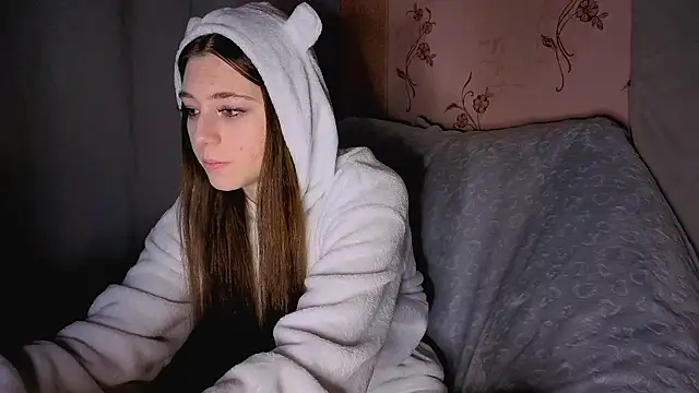 SunlitDeslre online show from 04-20-26, 03:37