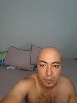 Snapshot of Angel_Iron69 chatting on 05-02-26, 04:39 Angel Iron69 online show from 05-02-26, 04:39