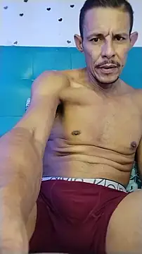 Snapshot of El_junior21 chatting on 06-26-26, 04:00 El junior21 online show from 06-26-26, 04:00
