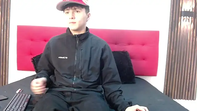 LunayDream online show from 04-22-26, 11:23