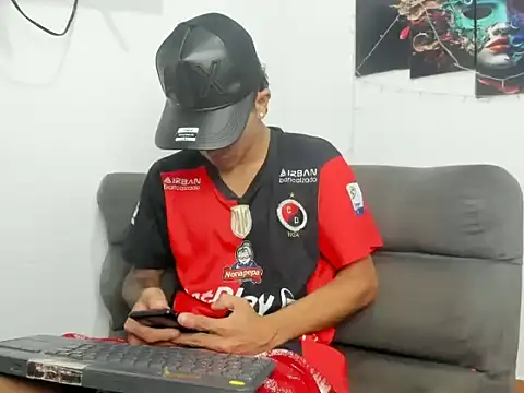 MaikDEMON latino online show from 04-24-26, 04:20