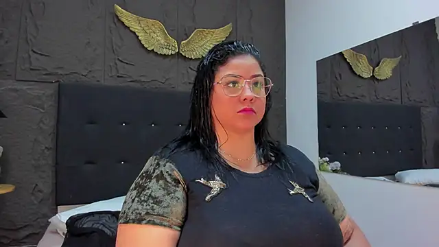 MillaGrey online show from 05-06-26, 11:48