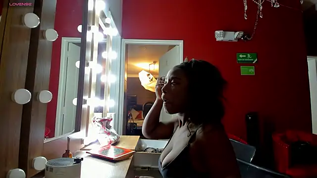 MiaJacksson online show from 07-16-26, 07:53