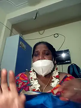 Snapshot of swetha10 chatting on 07-16-26, 03:18 swetha10 online show from 07-16-26, 03:18