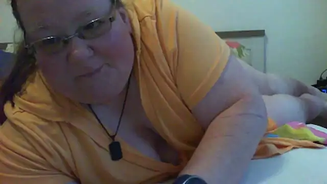 NicciundHerr online show from 04-19-26, 07:27