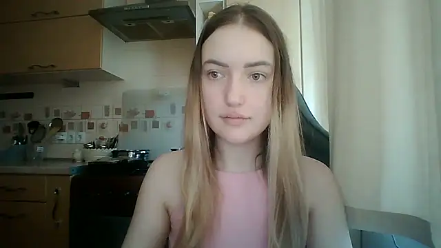 Snapshot of Lisanta chatting on 06-11-26, 07:50 Lisanta online show from 06-11-26, 07:50