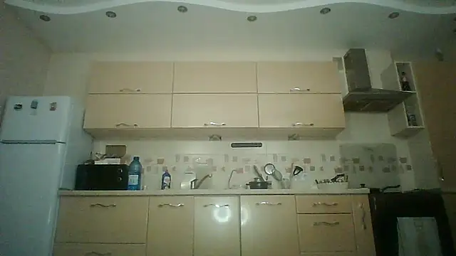 Lisanta online show from 07-18-26, 07:39