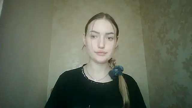 Lisanta online show from 07-22-26, 08:33