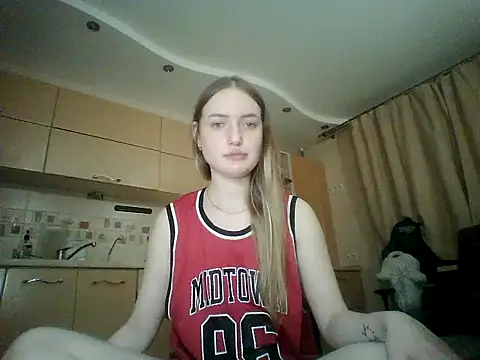 Lisanta online show from 08-02-26, 07:23