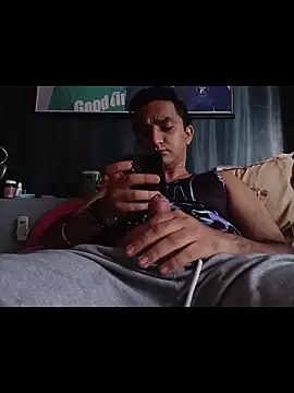 Rocketman180219 online show from 04-23-26, 05:08