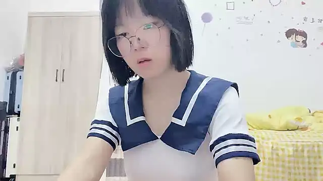 Snapshot of Belle-LL chatting on 05-28-26, 03:09 Belle-LL online show from 05-28-26, 03:09