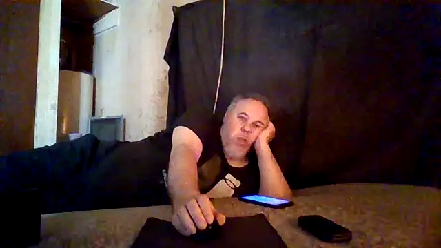 Nightshade1195 online show from 05-02-26, 10:59