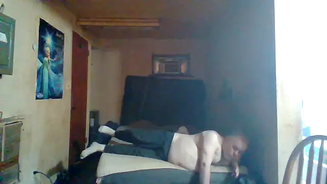 Snapshot of Nightshade1195 chatting on 06-24-26, 06:40 Nightshade1195 online show from 06-24-26, 06:40