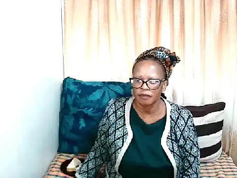 Ebony Bloom69 online show from 06-17-26, 04:37