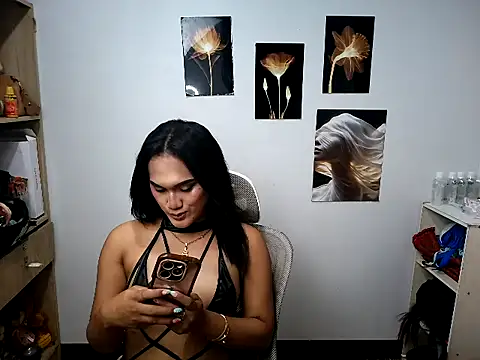 YourHot Nica online show from 04-22-26, 01:34