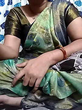 Snapshot of Dimpletelugu chatting on 07-18-26, 05:33 Dimpletelugu online show from 07-18-26, 05:33