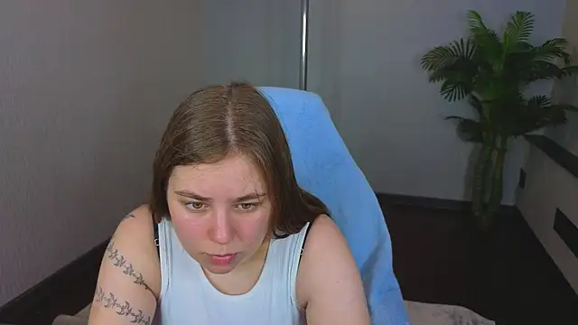 Boobsy girl online show from 07-30-26, 11:42