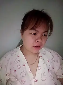 Truxcy1 online show from 05-12-26, 12:52