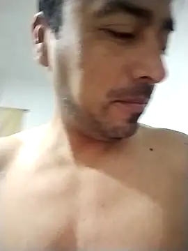 MaximilianoX2020 online show from 04-28-26, 12:54