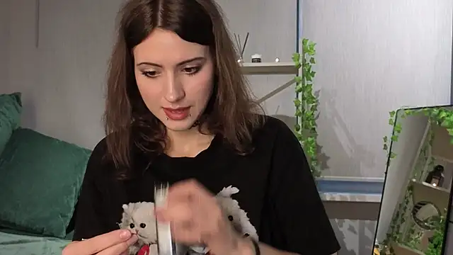 lovergirl4me online show from 04-21-26, 02:56