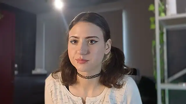 lovergirl4me online show from 04-23-26, 11:31