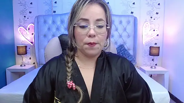 CharlotteSmithy online show from 05-01-26, 02:21