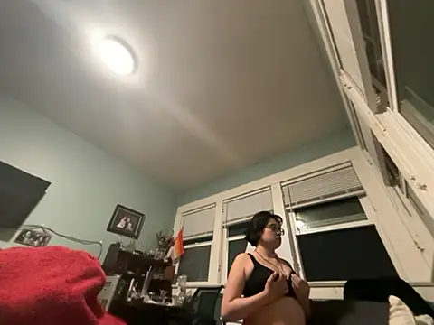 athanathelesbian online show from 05-23-26, 09:46