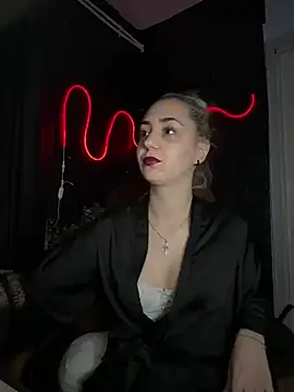 szofi69 online show from 05-02-26, 08:25