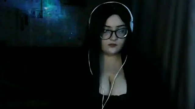 Moon Fairy2 online show from 04-29-26, 06:25