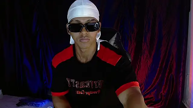 zoriel bigcock online show from 06-01-26, 06:31