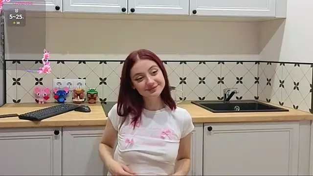 Nikagaze online show from 06-25-26, 04:44