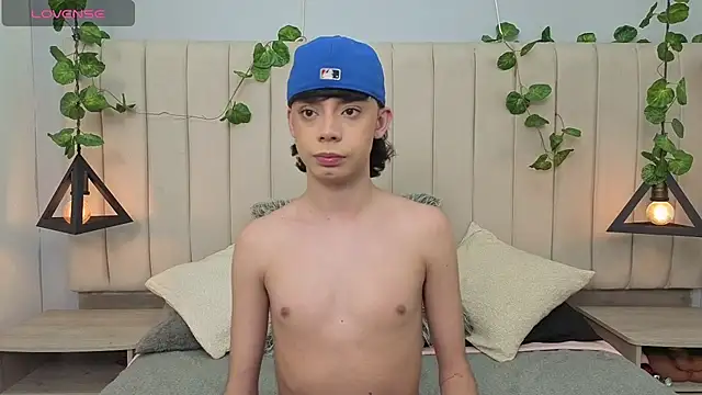 milan zapata online show from 04-21-26, 03:35