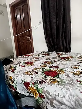 Oyo Couple online show from 06-15-26, 03:31