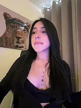 Snapshot of IsabellaNoir_ chatting on 06-20-26, 05:38 IsabellaNoir online show from 06-20-26, 05:38