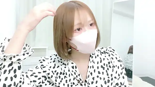 Snapshot of remuchan__ chatting on 04-30-26, 11:05 remuchan online show from 04-30-26, 11:05