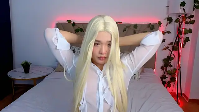 icexoxo2 online show from 06-10-26, 02:49