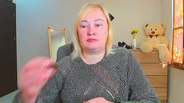 Olivia-Grande online show from 04-24-26, 06:49