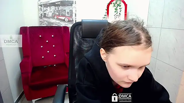 Snapshot of _donnaSia_ chatting on 05-01-26, 06:18 donnaSia online show from 05-01-26, 06:18
