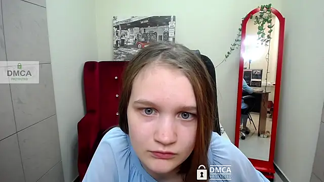 Snapshot of _donnaSia_ chatting on 05-20-26, 11:27 donnaSia online show from 05-20-26, 11:27