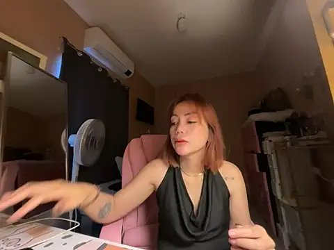 sweet glam online show from 05-08-26, 06:08