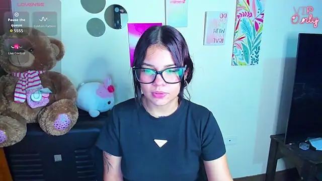 angelina 77 online show from 06-23-26, 01:25