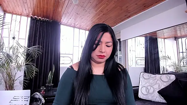 Victoria kim lee online show from 06-29-26, 01:22