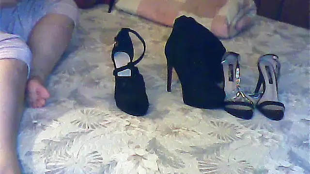 Snapshot of Cuginetti chatting on 05-20-26, 06:58 Cuginetti online show from 05-20-26, 06:58