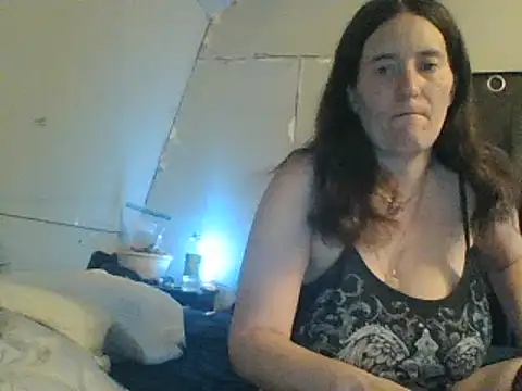 Mini83 online show from 05-14-26, 06:58