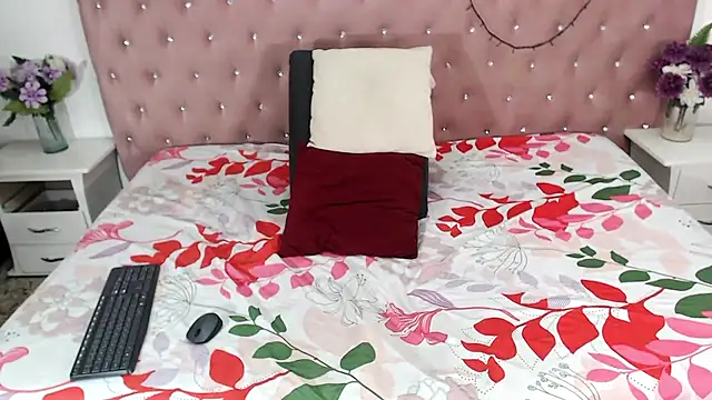 AvrilBennettx online show from 06-06-26, 07:29