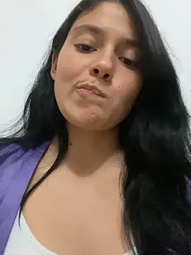 Snapshot of athena_sexxxy chatting on 06-10-26, 02:12 athena sexxxy online show from 06-10-26, 02:12